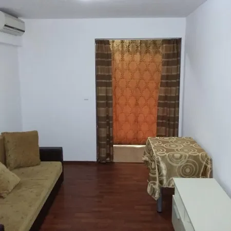 Daire Apartament Paul Mangalia-saturn